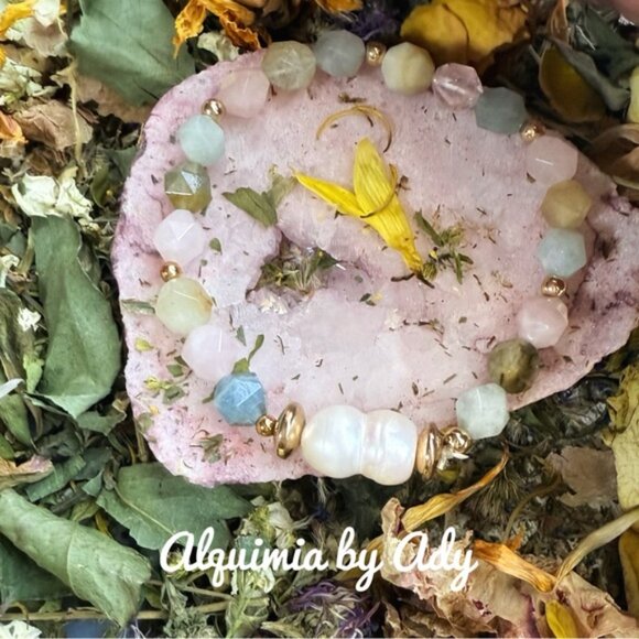 Baroque pearl and aragonite bracelet - Picture 1 of 1